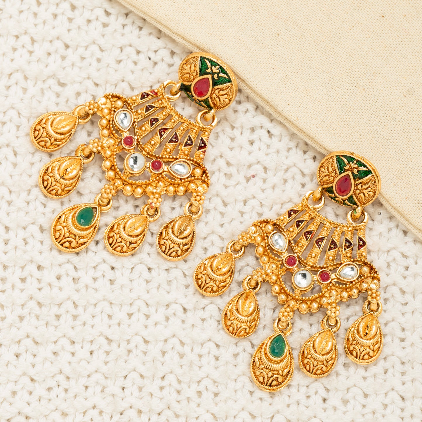 Intricate Carved Choker Set