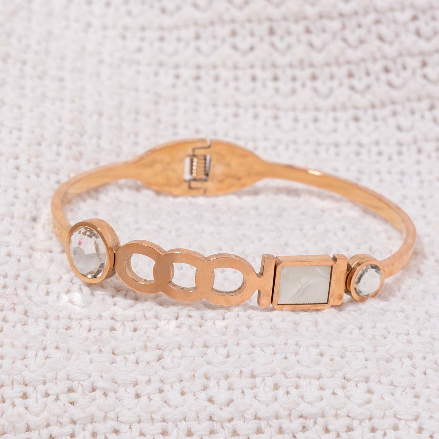 Golden Majesty Kada