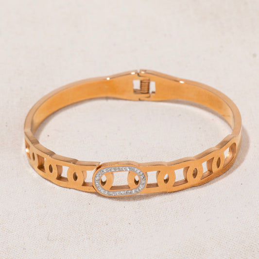 Gold Designer Cutwork Bangle